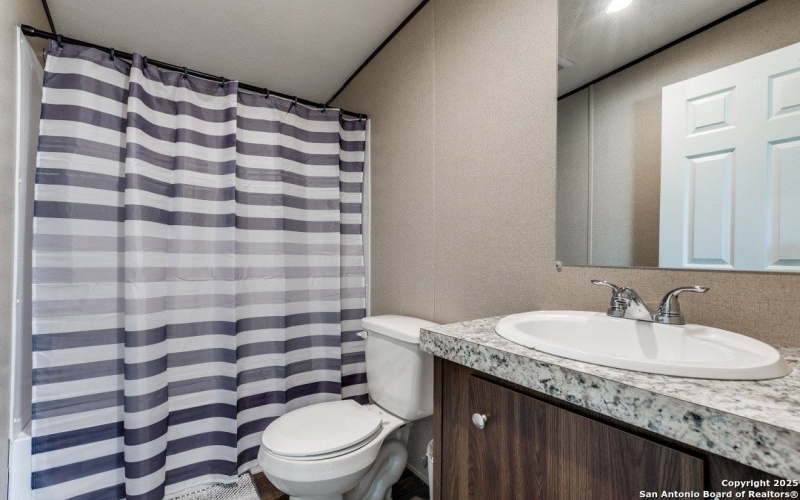 88 Sanctuary Ln, Von Ormy, TX 78073, 3 Habitaciones Habitaciones , ,2 BañosBaños,Residential,En Venta,88 Sanctuary Ln,0,1885012