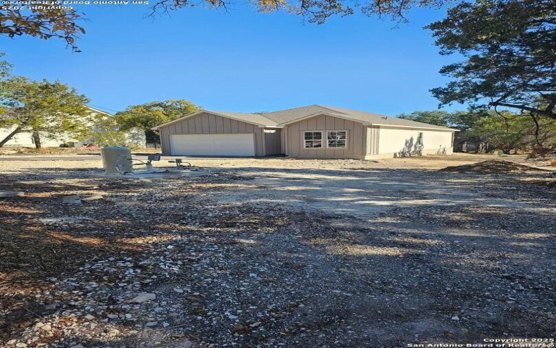 5250 Spring Branch, Spring Branch, TX 78070, 4 Bedrooms Bedrooms, ,3 BathroomsBathrooms,Residential,For Sale,5250 Spring Branch,0,1885382