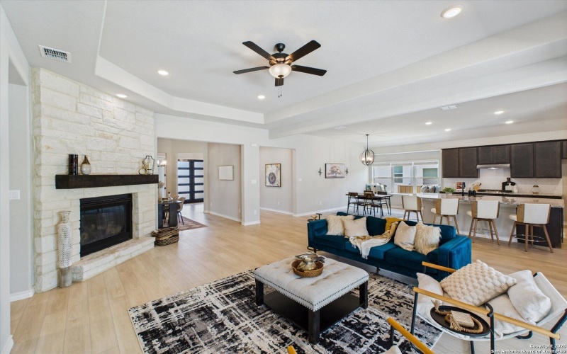 534 Englewood, Castroville, TX 78009, 4 Habitaciones Habitaciones , ,3 BañosBaños,Residential,En Venta,534 Englewood,0,1892604