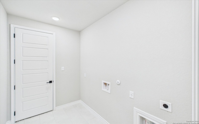 534 Englewood, Castroville, TX 78009, 4 Habitaciones Habitaciones , ,3 BañosBaños,Residential,En Venta,534 Englewood,0,1892604