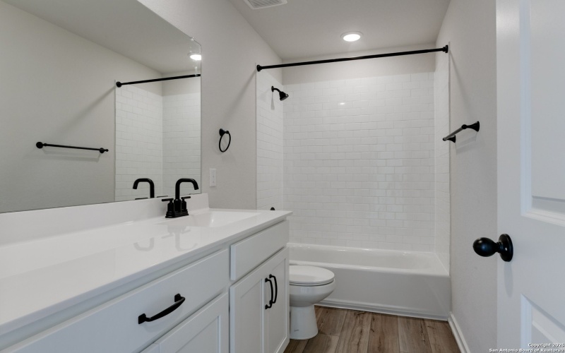 153 Beveridge Rd, Seguin, TX 78155, 4 Habitaciones Habitaciones , ,2 BañosBaños,Residential,En Venta,153 Beveridge Rd,0,1892665