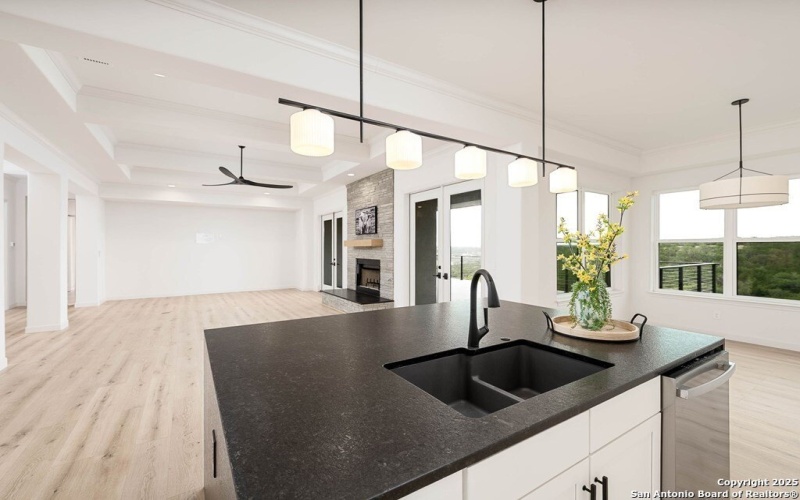 2089 Summit Crest Dr, Kerrville, TX 78028, 4 Bedrooms Bedrooms, ,3 BathroomsBathrooms,Residential,For Sale,2089 Summit Crest Dr,0,1886800