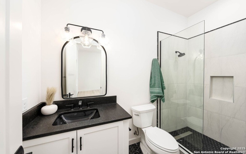 2089 Summit Crest Dr, Kerrville, TX 78028, 4 Bedrooms Bedrooms, ,3 BathroomsBathrooms,Residential,For Sale,2089 Summit Crest Dr,0,1886800