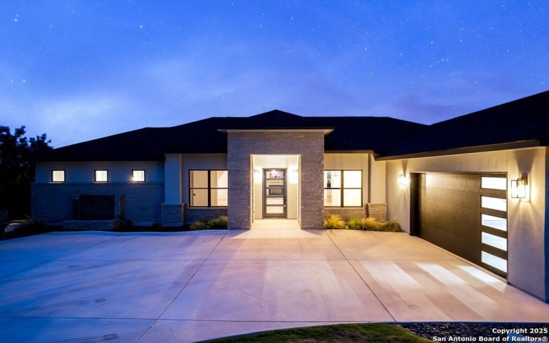 2089 Summit Crest Dr, Kerrville, TX 78028, 4 Bedrooms Bedrooms, ,3 BathroomsBathrooms,Residential,For Sale,2089 Summit Crest Dr,0,1886800