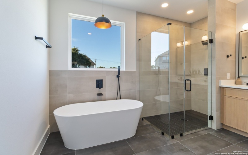 237 Peter Kleid Lp, Blanco, TX 78606, 3 Bedrooms Bedrooms, ,3 BathroomsBathrooms,Residential,For Sale,237 Peter Kleid Lp,0,1887168