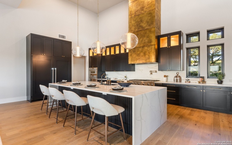 2018 Paradise Pkwy, Canyon Lake, TX 78133, 5 Habitaciones Habitaciones , ,6 BañosBaños,Residential,En Venta,2018 Paradise Pkwy,0,1887653