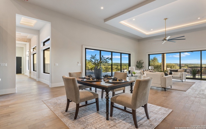 2018 Paradise Pkwy, Canyon Lake, TX 78133, 5 Habitaciones Habitaciones , ,6 BañosBaños,Residential,En Venta,2018 Paradise Pkwy,0,1887653