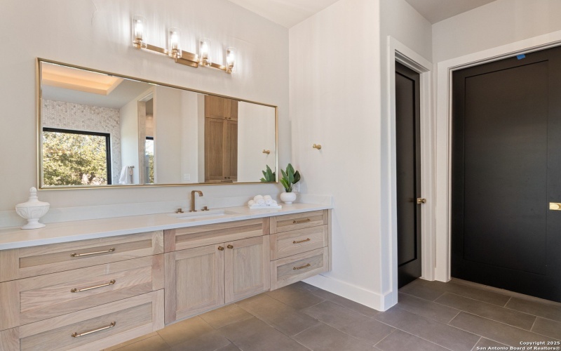 2018 Paradise Pkwy, Canyon Lake, TX 78133, 5 Habitaciones Habitaciones , ,6 BañosBaños,Residential,En Venta,2018 Paradise Pkwy,0,1887653