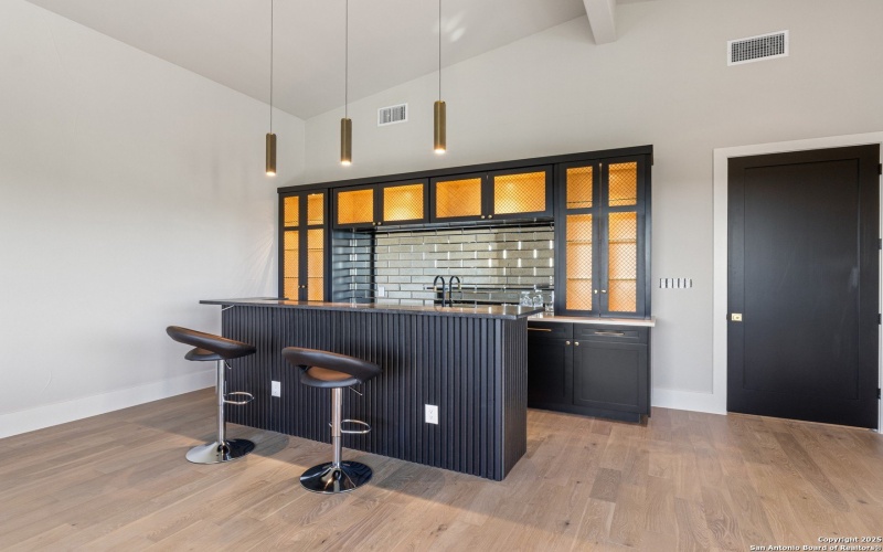 2018 Paradise Pkwy, Canyon Lake, TX 78133, 5 Habitaciones Habitaciones , ,6 BañosBaños,Residential,En Venta,2018 Paradise Pkwy,0,1887653