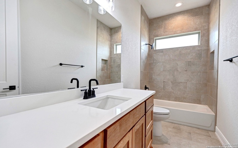 177 Pine Valley Dr, La Vernia, TX 78121, 4 Bedrooms Bedrooms, ,2 BathroomsBathrooms,Residential,For Sale,177 Pine Valley Dr,0,1893269