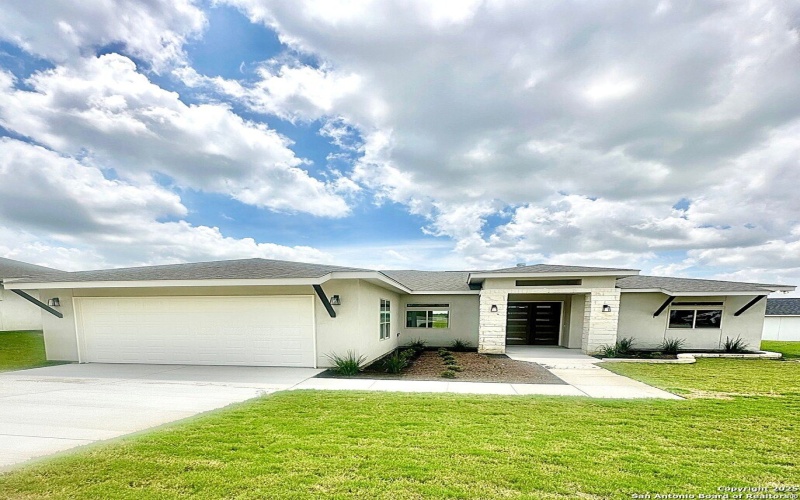 177 Pine Valley Dr, La Vernia, TX 78121, 4 Bedrooms Bedrooms, ,2 BathroomsBathrooms,Residential,For Sale,177 Pine Valley Dr,0,1893269