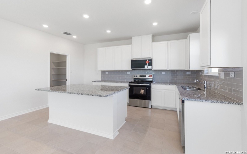 9519 LOCHRIDGE PIKE, Converse, TX 78109, 3 Bedrooms Bedrooms, ,2 BathroomsBathrooms,Residential,For Sale,9519 LOCHRIDGE PIKE,0,1887757