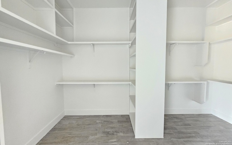 699 James Way, Castroville, TX 78009, 4 Bedrooms Bedrooms, ,3 BathroomsBathrooms,Residential,For Sale,699 James Way,0,1894534