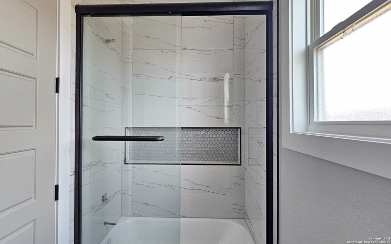 699 James Way, Castroville, TX 78009, 4 Bedrooms Bedrooms, ,3 BathroomsBathrooms,Residential,For Sale,699 James Way,0,1894534