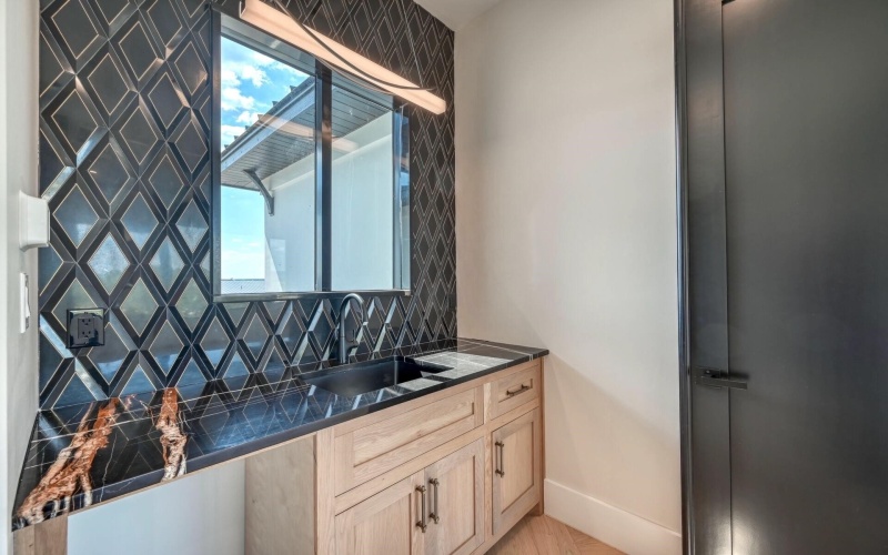 116 HOUDINI WAY, Kingsland, TX 78639, 4 Habitaciones Habitaciones , ,5 BañosBaños,Residential,En Venta,116 HOUDINI WAY,172253
