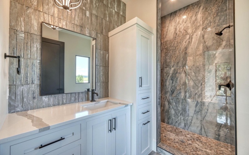 116 HOUDINI WAY, Kingsland, TX 78639, 4 Habitaciones Habitaciones , ,5 BañosBaños,Residential,En Venta,116 HOUDINI WAY,172253