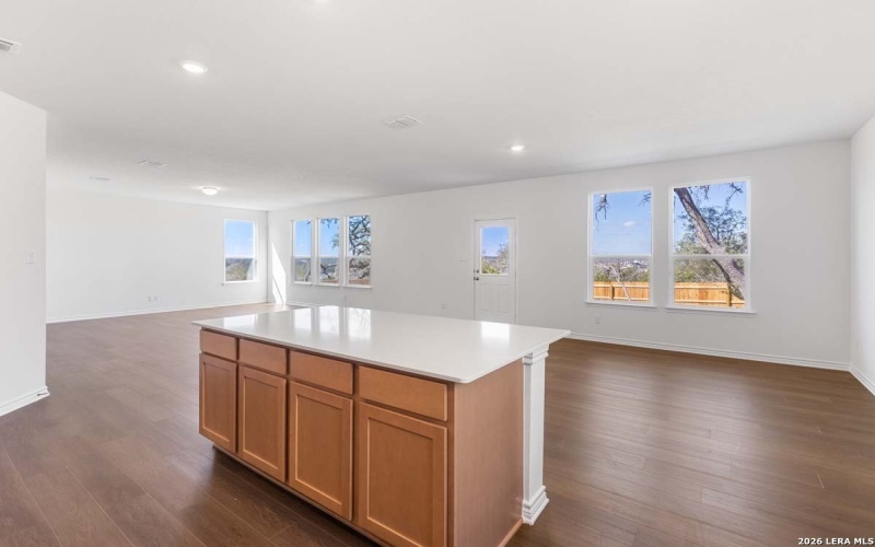 2535 CHRONOS DR, San Antonio, TX 78245, 3 Habitaciones Habitaciones , ,2 BañosBaños,Residential,En Venta,2535 CHRONOS DR,0,1895271