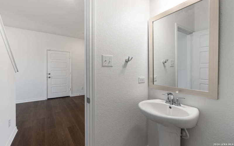 2535 CHRONOS DR, San Antonio, TX 78245, 3 Habitaciones Habitaciones , ,2 BañosBaños,Residential,En Venta,2535 CHRONOS DR,0,1895271