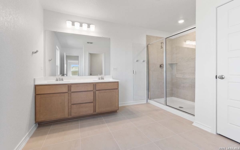 2535 CHRONOS DR, San Antonio, TX 78245, 3 Habitaciones Habitaciones , ,2 BañosBaños,Residential,En Venta,2535 CHRONOS DR,0,1895271