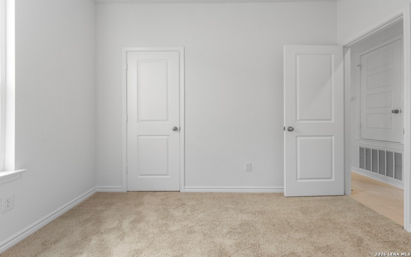 5126 BIG OAK RUN, Elmendorf, TX 78112, 3 Bedrooms Bedrooms, ,2 BathroomsBathrooms,Residential,For Sale,5126 BIG OAK RUN,0,1895296