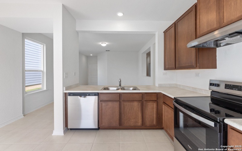 5126 BIG OAK RUN, Elmendorf, TX 78112, 3 Habitaciones Habitaciones , ,2 BañosBaños,Residential,En Venta,5126 BIG OAK RUN,0,1895296