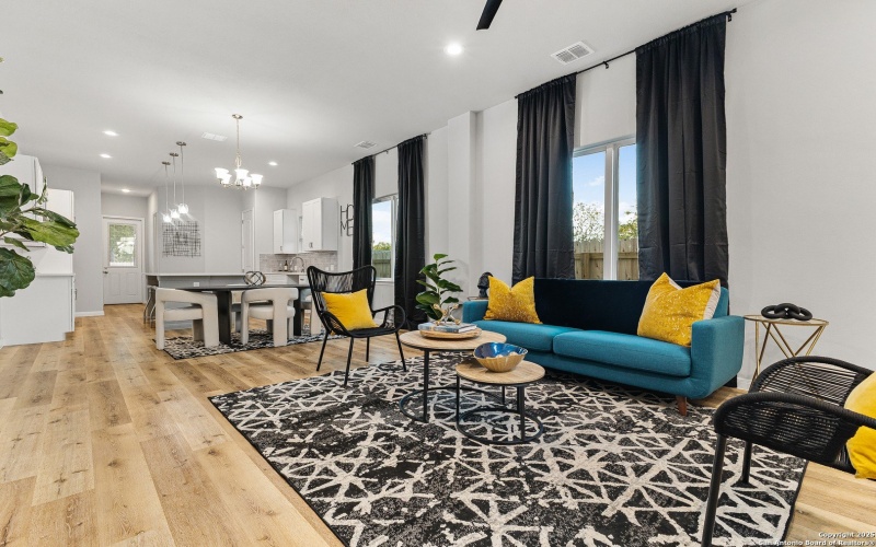 505 Linden, San Antonio, TX 78211, 3 Habitaciones Habitaciones , ,2 BañosBaños,Residential,En Venta,505 Linden,0,1895329