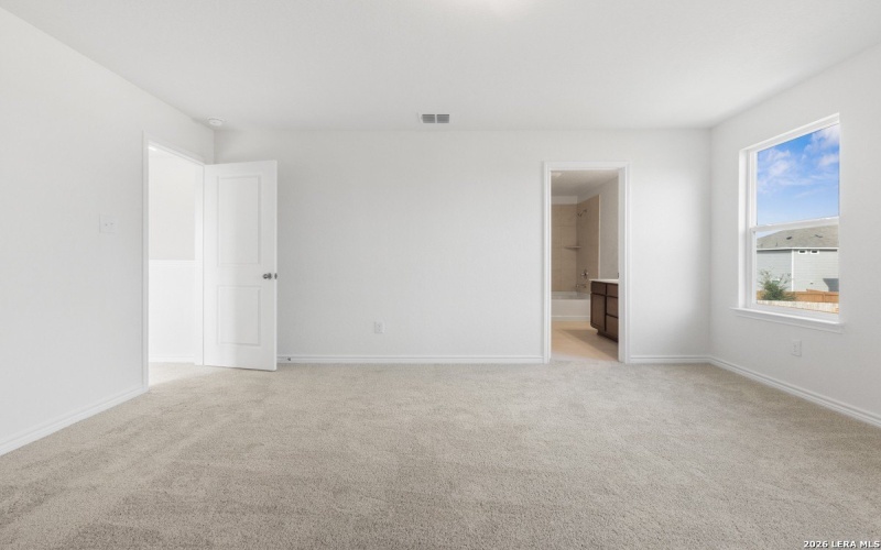 5015 BANK RUNNER, Elmendorf, TX 78112, 3 Bedrooms Bedrooms, ,2 BathroomsBathrooms,Residential,For Sale,5015 BANK RUNNER,0,1895345