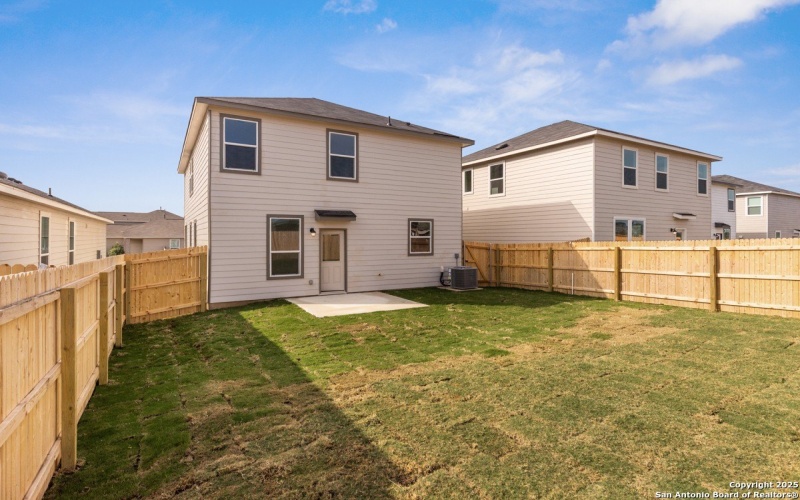 5015 BANK RUNNER, Elmendorf, TX 78112, 3 Habitaciones Habitaciones , ,2 BañosBaños,Residential,En Venta,5015 BANK RUNNER,0,1895345