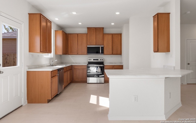 4514 OTRA OTRA DRIVE, San Antonio, TX 78222, 4 Habitaciones Habitaciones , ,2 BañosBaños,Residential,En Venta,4514 OTRA OTRA DRIVE,0,1895360