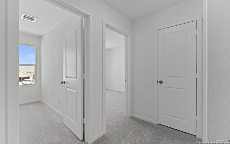 145 Autumn Trail, Floresville, TX 78114, 4 Habitaciones Habitaciones , ,2 BañosBaños,Residential,En Venta,145 Autumn Trail,0,1896400