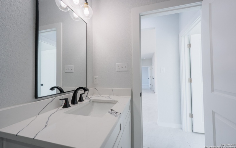 150 Ranchero Way, Natalia, TX 78059, 3 Bedrooms Bedrooms, ,2 BathroomsBathrooms,Residential,For Sale,150 Ranchero Way,0,1896571