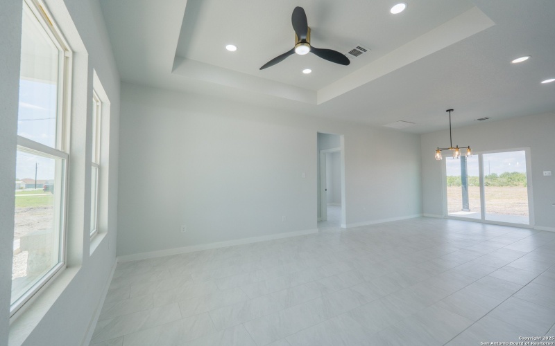 150 Ranchero Way, Natalia, TX 78059, 3 Bedrooms Bedrooms, ,2 BathroomsBathrooms,Residential,For Sale,150 Ranchero Way,0,1896571