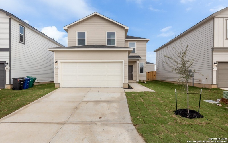 5011 BANK RUNNER, Elmendorf, TX 78112, 3 Habitaciones Habitaciones , ,2 BañosBaños,Residential,En Venta,5011 BANK RUNNER,0,1896640