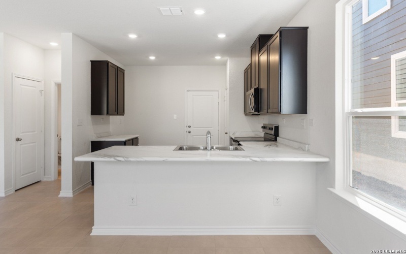 4663 OTRA OTRA DRIVE, San Antonio, TX 78222, 3 Habitaciones Habitaciones , ,2 BañosBaños,Residential,En Venta,4663 OTRA OTRA DRIVE,0,1896701