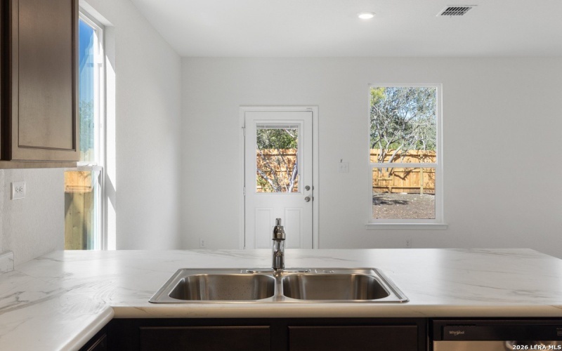 4663 OTRA OTRA DRIVE, San Antonio, TX 78222, 3 Habitaciones Habitaciones , ,2 BañosBaños,Residential,En Venta,4663 OTRA OTRA DRIVE,0,1896701