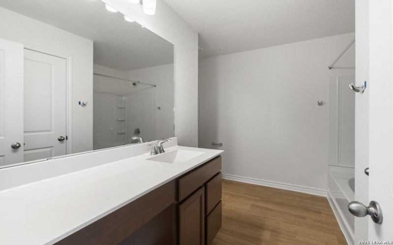 4663 OTRA OTRA DRIVE, San Antonio, TX 78222, 3 Habitaciones Habitaciones , ,2 BañosBaños,Residential,En Venta,4663 OTRA OTRA DRIVE,0,1896701