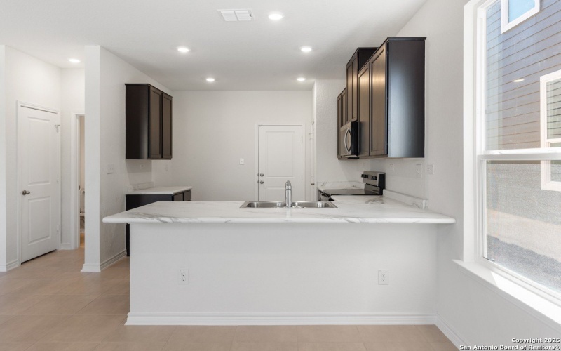 4663 OTRA OTRA DRIVE, San Antonio, TX 78222, 3 Habitaciones Habitaciones , ,2 BañosBaños,Residential,En Venta,4663 OTRA OTRA DRIVE,0,1896701