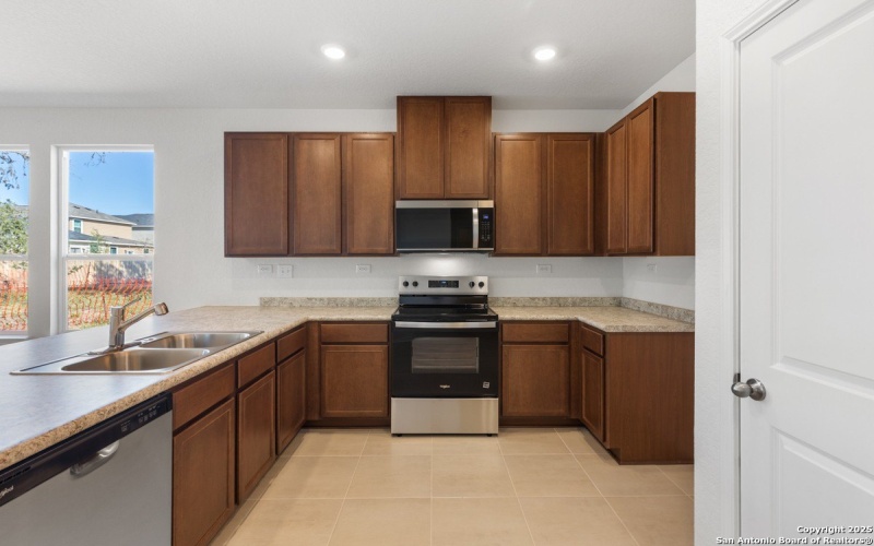 4531 OTRA OTRA DRIVE, San Antonio, TX 78222, 3 Habitaciones Habitaciones , ,2 BañosBaños,Residential,En Venta,4531 OTRA OTRA DRIVE,0,1896705