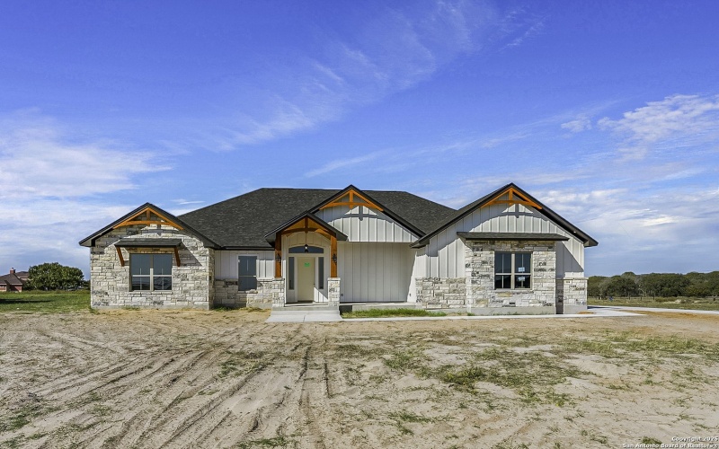 104 Estates, La Vernia, TX 78121, 4 Bedrooms Bedrooms, ,3 BathroomsBathrooms,Residential,For Sale,104 Estates,0,1896984