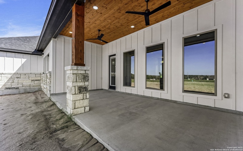 104 Estates, La Vernia, TX 78121, 4 Bedrooms Bedrooms, ,3 BathroomsBathrooms,Residential,For Sale,104 Estates,0,1896984