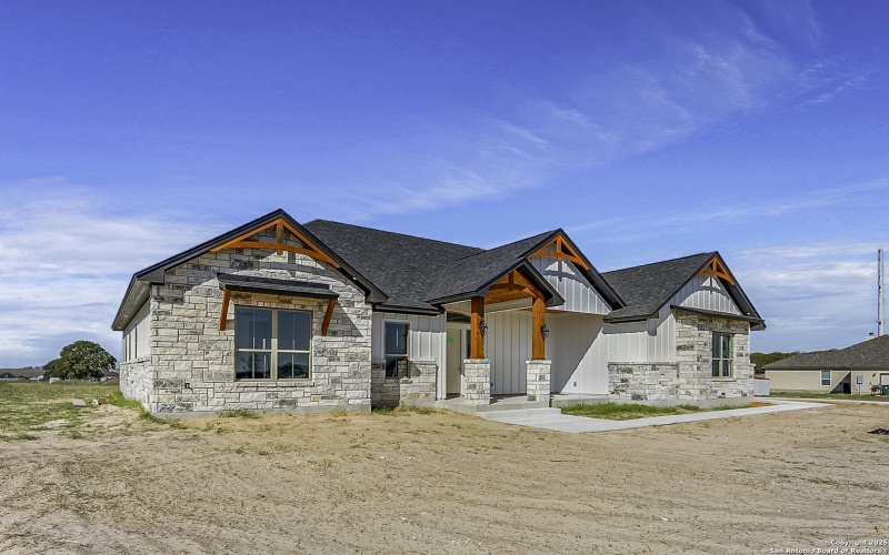 104 Estates, La Vernia, TX 78121, 4 Bedrooms Bedrooms, ,3 BathroomsBathrooms,Residential,For Sale,104 Estates,0,1896984