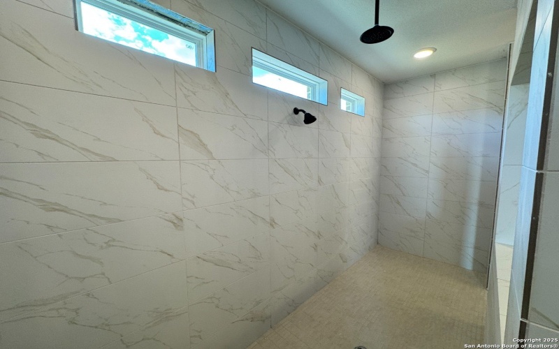 180 Heidi Hill, Castroville, TX 78253, 3 Bedrooms Bedrooms, ,2 BathroomsBathrooms,Residential,For Sale,180 Heidi Hill,0,1908030