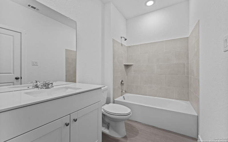 14807 Taradeau, San Antonio, TX 78254, 4 Bedrooms Bedrooms, ,3 BathroomsBathrooms,Residential,For Sale,14807 Taradeau,0,1895965