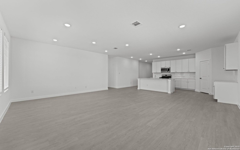 14938 Taradeau, San Antonio, TX 78254, 4 Bedrooms Bedrooms, ,3 BathroomsBathrooms,Residential,For Sale,14938 Taradeau,0,1895996