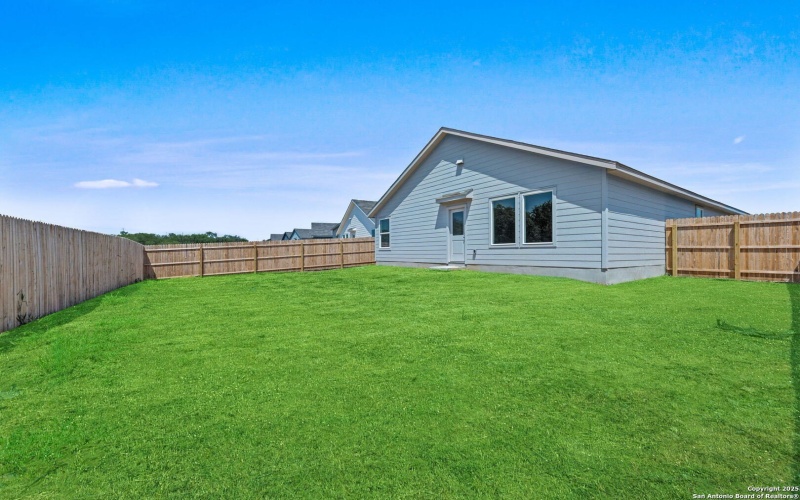 105 Autumn Trail, Floresville, TX 78114, 4 Habitaciones Habitaciones , ,2 BañosBaños,Residential,En Venta,105 Autumn Trail,0,1896065