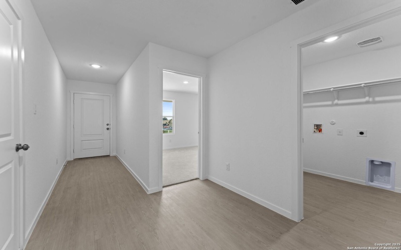 105 Autumn Trail, Floresville, TX 78114, 4 Habitaciones Habitaciones , ,2 BañosBaños,Residential,En Venta,105 Autumn Trail,0,1896065