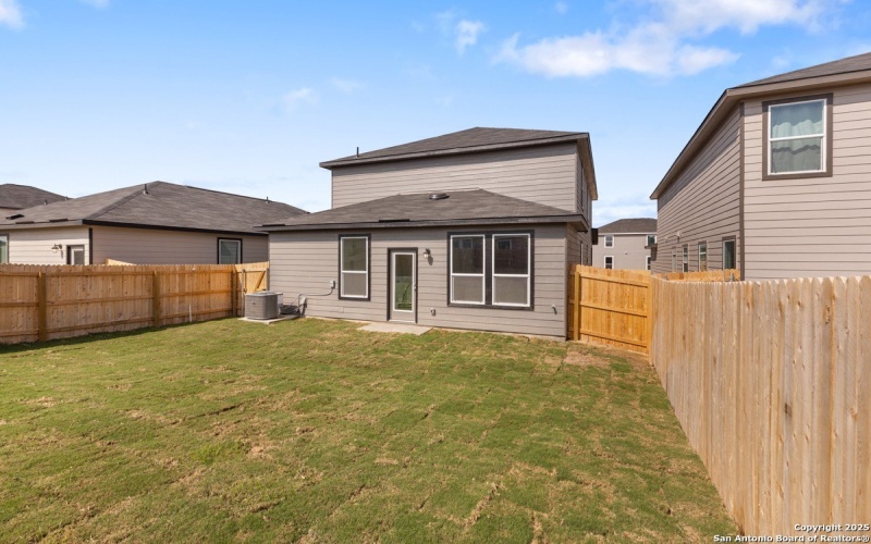 814 BIFURCATE BEND, San Antonio, TX 78221, 4 Habitaciones Habitaciones , ,2 BañosBaños,Residential,En Venta,814 BIFURCATE BEND,0,1911499