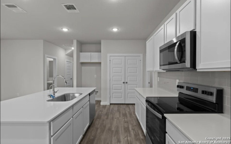 15538 Doublecreek Dr, San Antonio, TX 78253, 4 Bedrooms Bedrooms, ,2 BathroomsBathrooms,Residential,For Sale,15538 Doublecreek Dr,0,1914196