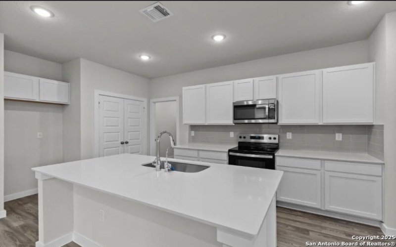 15538 Doublecreek Dr, San Antonio, TX 78253, 4 Bedrooms Bedrooms, ,2 BathroomsBathrooms,Residential,For Sale,15538 Doublecreek Dr,0,1914196