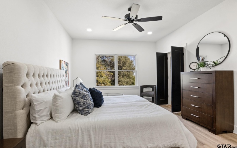 188 W 17th, Mount Pleasant, TX 75455, 3 Habitaciones Habitaciones , ,2 BañosBaños,Residential,En Venta,188 W 17th,25006598